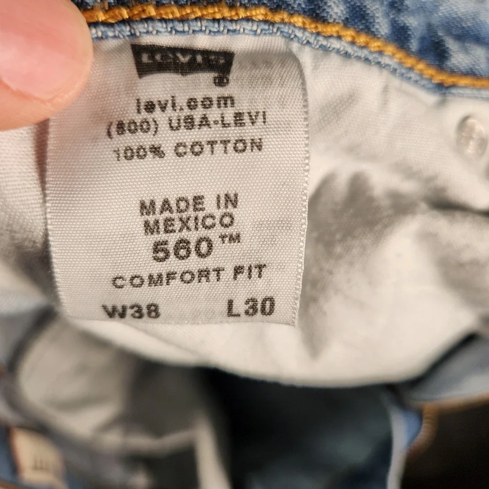 Levi's 560 Jeans Men's 38X30‎ Blue Comfort Fit Light Wash Denim Pants